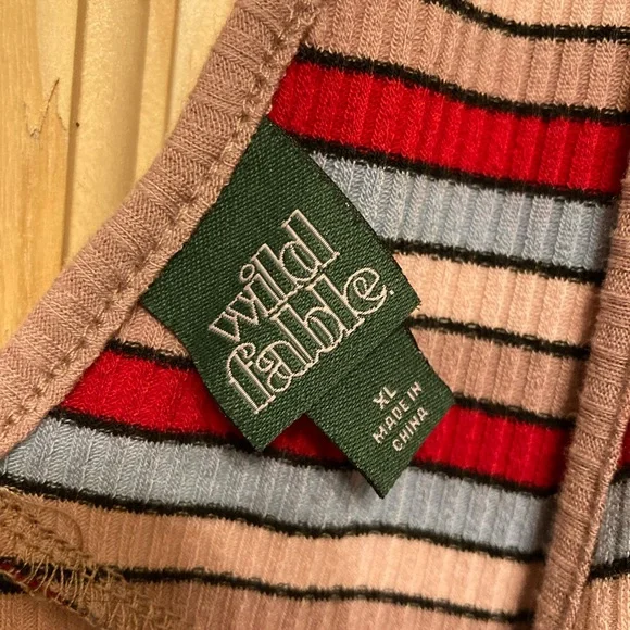 Wild Fable crop top - Picture 5 of 6